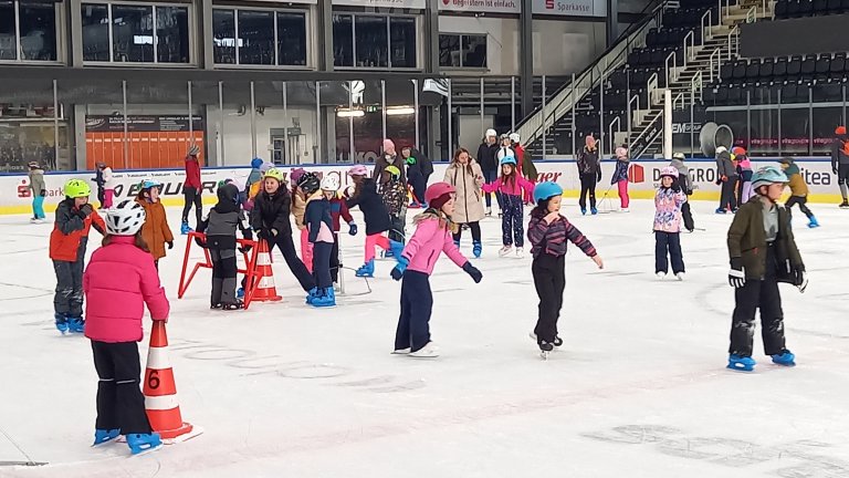 Eislaufen 25 Eislaufen 25